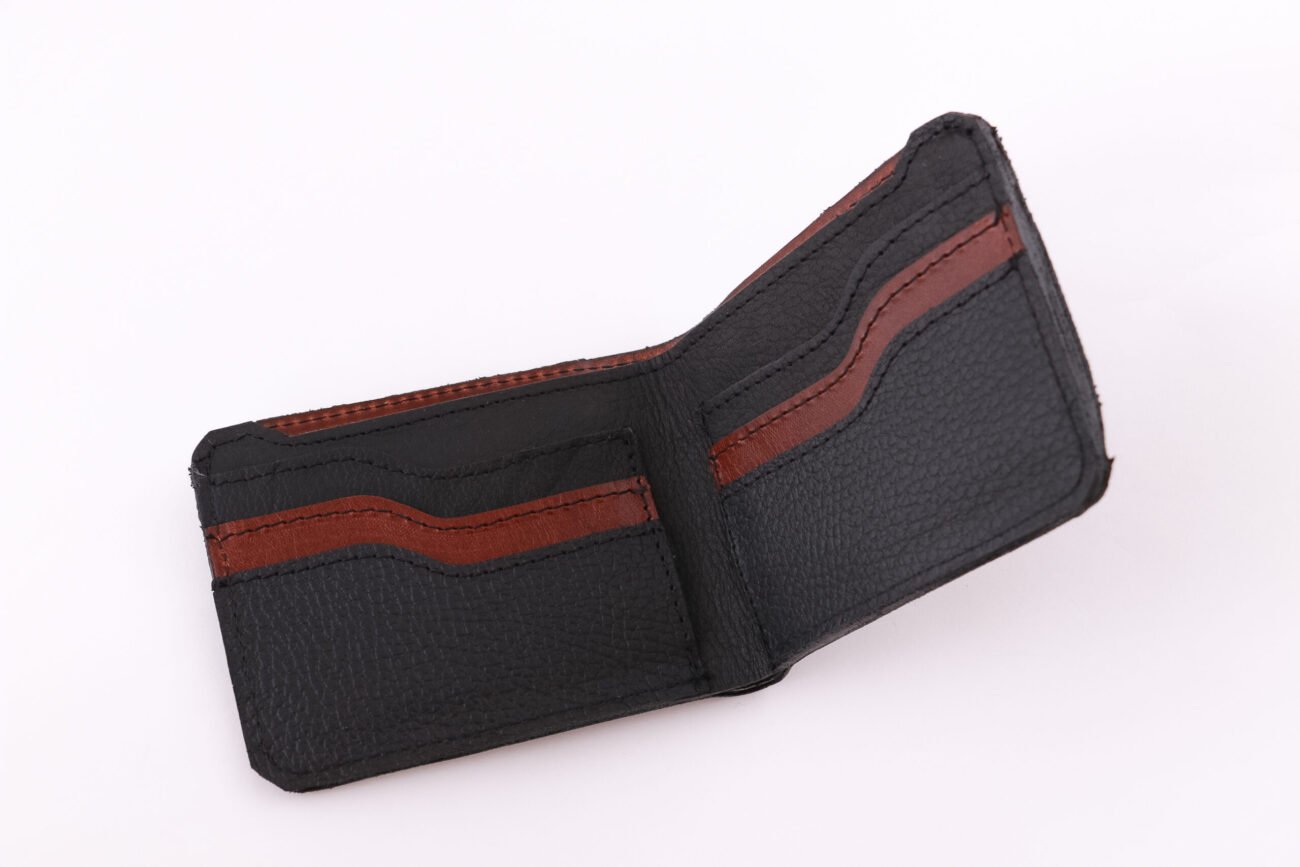 Cartera Negra modelo Clásico